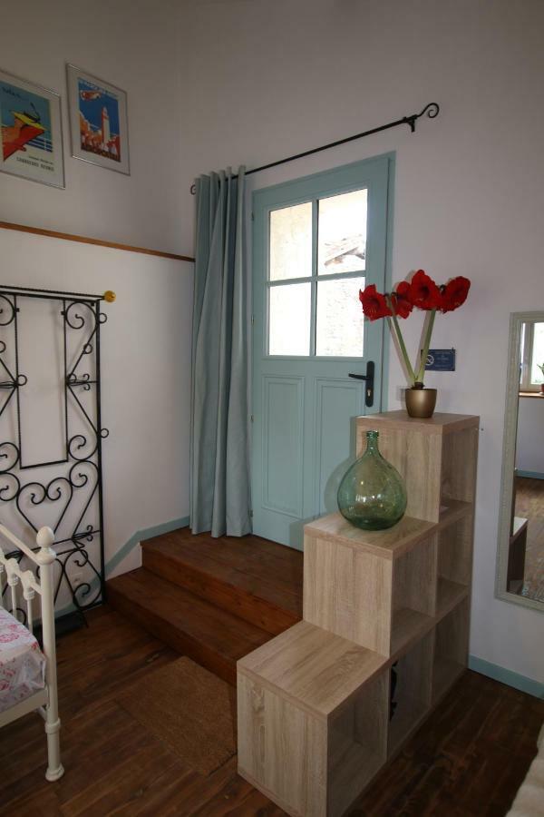 La Sonnette B&B Ventouse Bagian luar foto