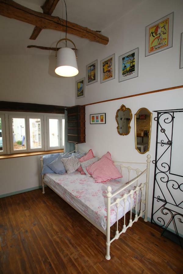 La Sonnette B&B Ventouse Bagian luar foto